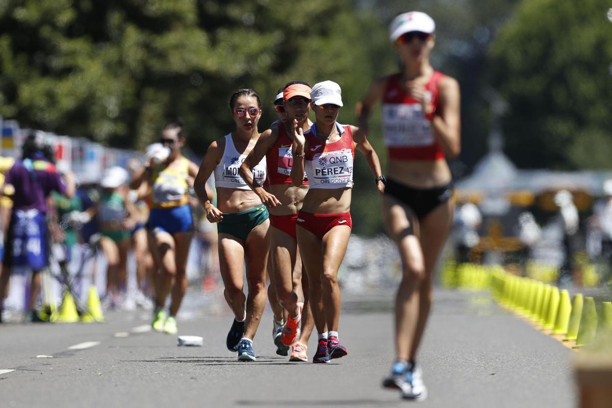 AMDEP3302. EUGENE (ESTADOS UNIDOS), 15/07/2022.- Atletas compiten hoy, en marcha 20km femenina durante los Campeonatos del Mundo de atletismo en Eugene (Estados Unidos). EFE/ Alberto Estevez