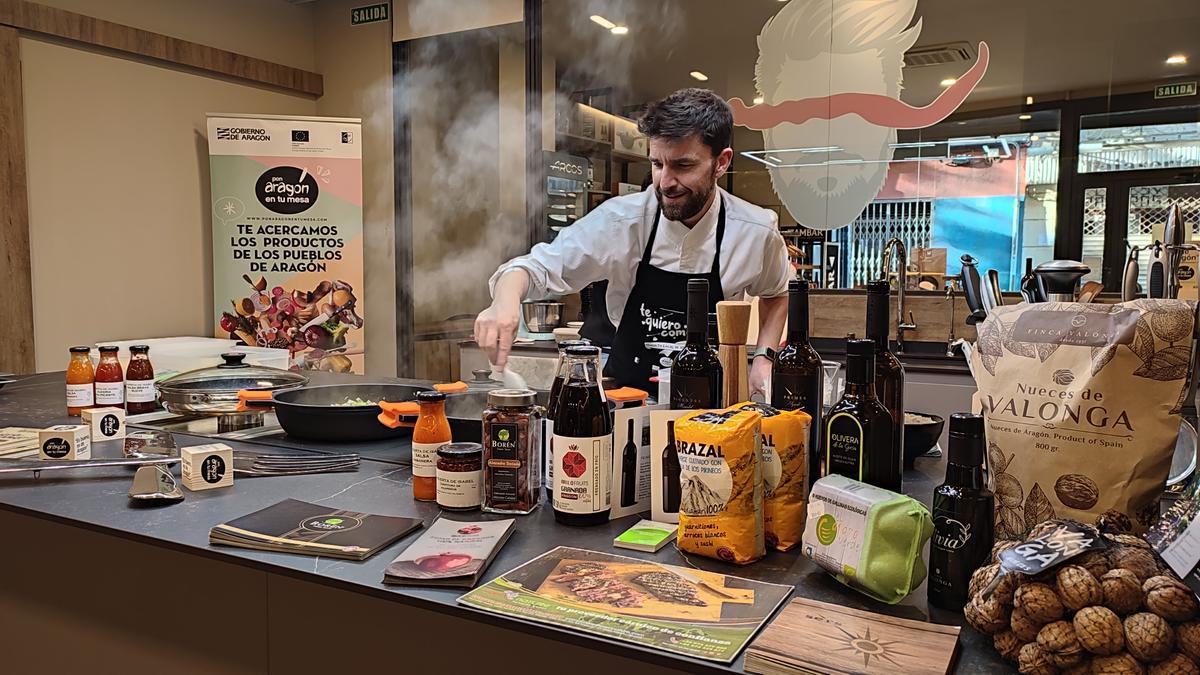 Daniel Yranzo creó tres recetas a partir de los ingredientes procedentes de la zona oriental de Huesca.