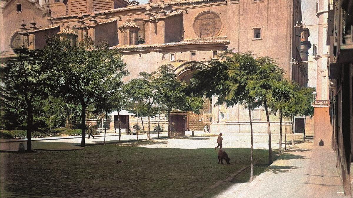 Plaza del Pilar en 1914