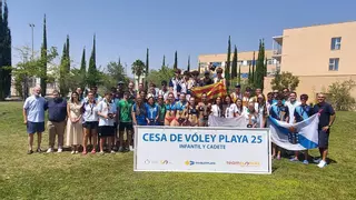 Asturias, bajo la dirección técnica del cangués Dani Vega, plata en el Campeonato de España infantil femenino de vóley-playa, en Lorca