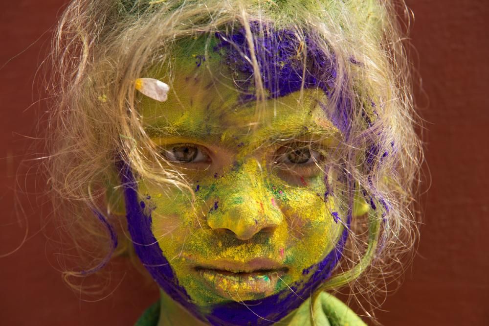 La India da la bievenida a la primavera con el tradicional festival Holi