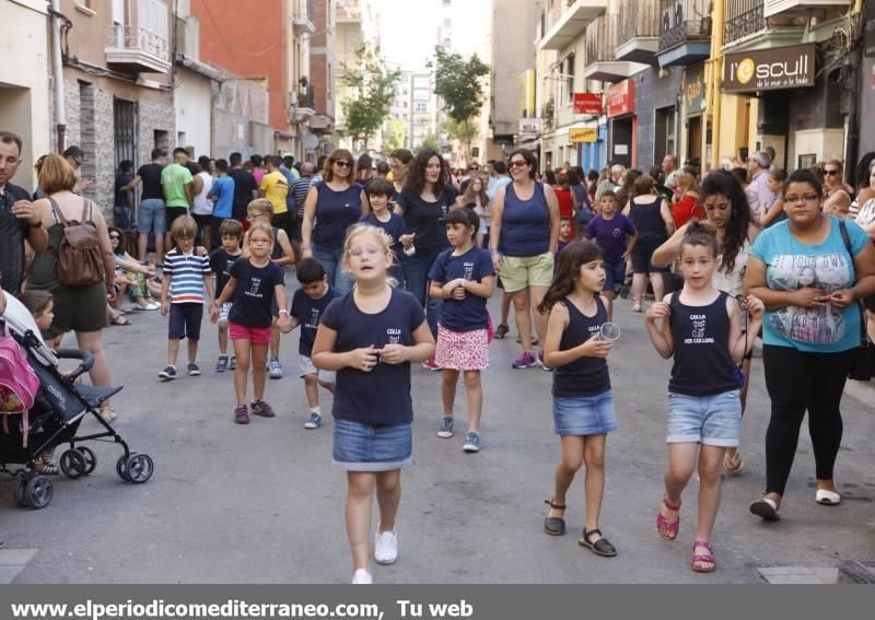 Las calles del Grao se llenan de fiesta