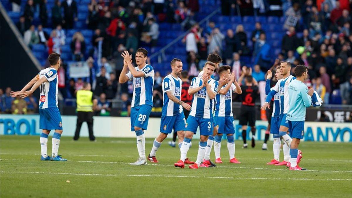 Los jugadores del Espanyol no tendrán la ayuda de la grada en el duelo ante el Alavés.