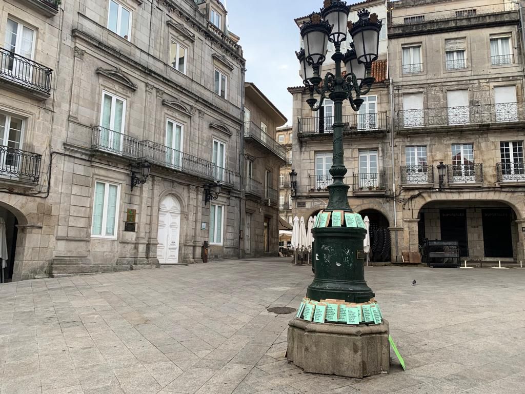 Las calles de Vigo se llenan de libros