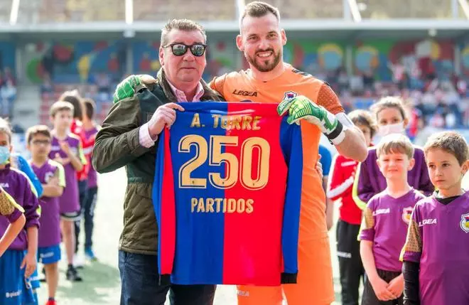 Torre va a por otros 250