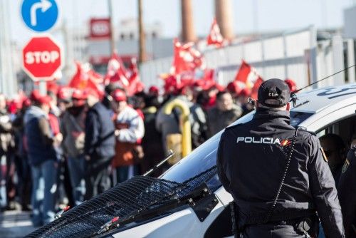 Los trabajadores de Coca Cola protestan contra el ERE