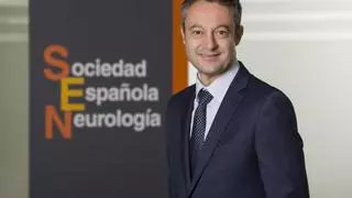 Jesús Porta, neurólogo: "Los avances en neurología son revolucionarios: personas con temblores pasan en cuatro horas a poder escribir"