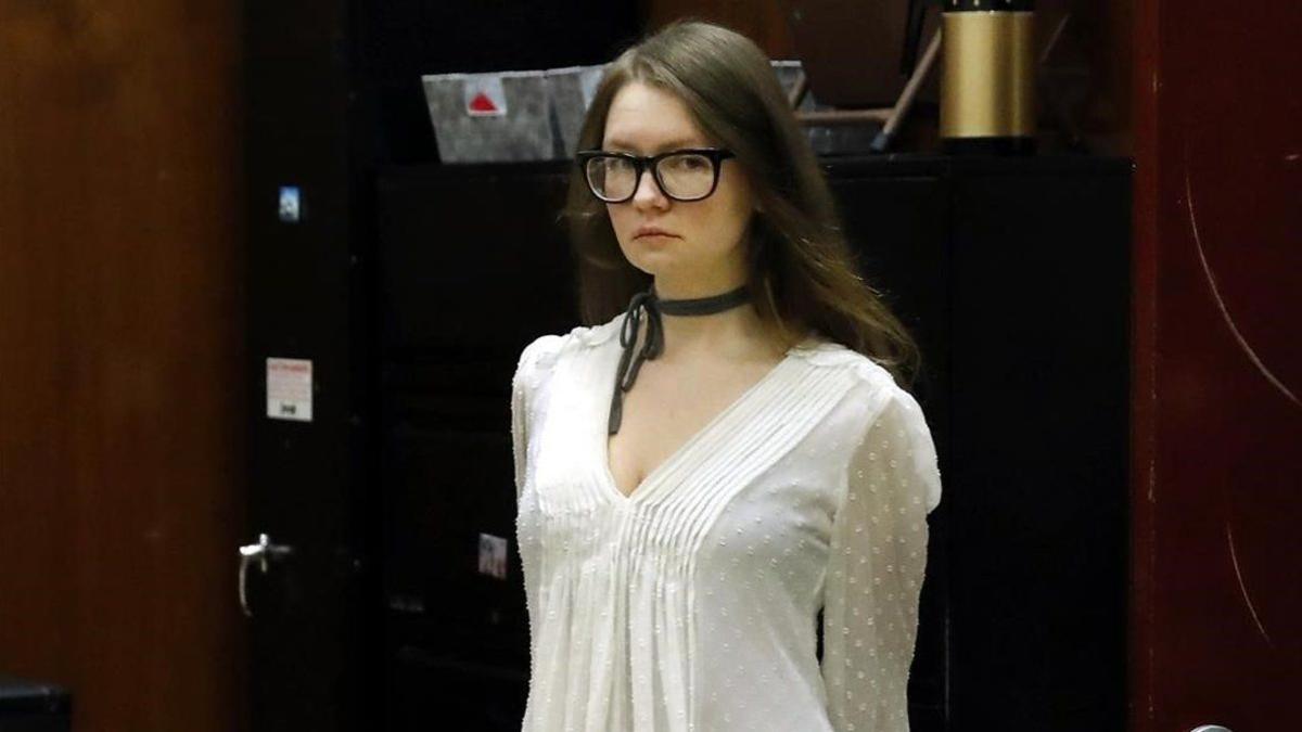 Anna Sorokin/Delvin, durante el juicio contra ella.