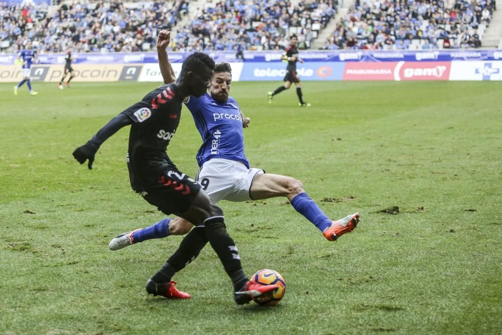 El partido entre el Real Oviedo y el Nástic de Tarragona, en imágenes