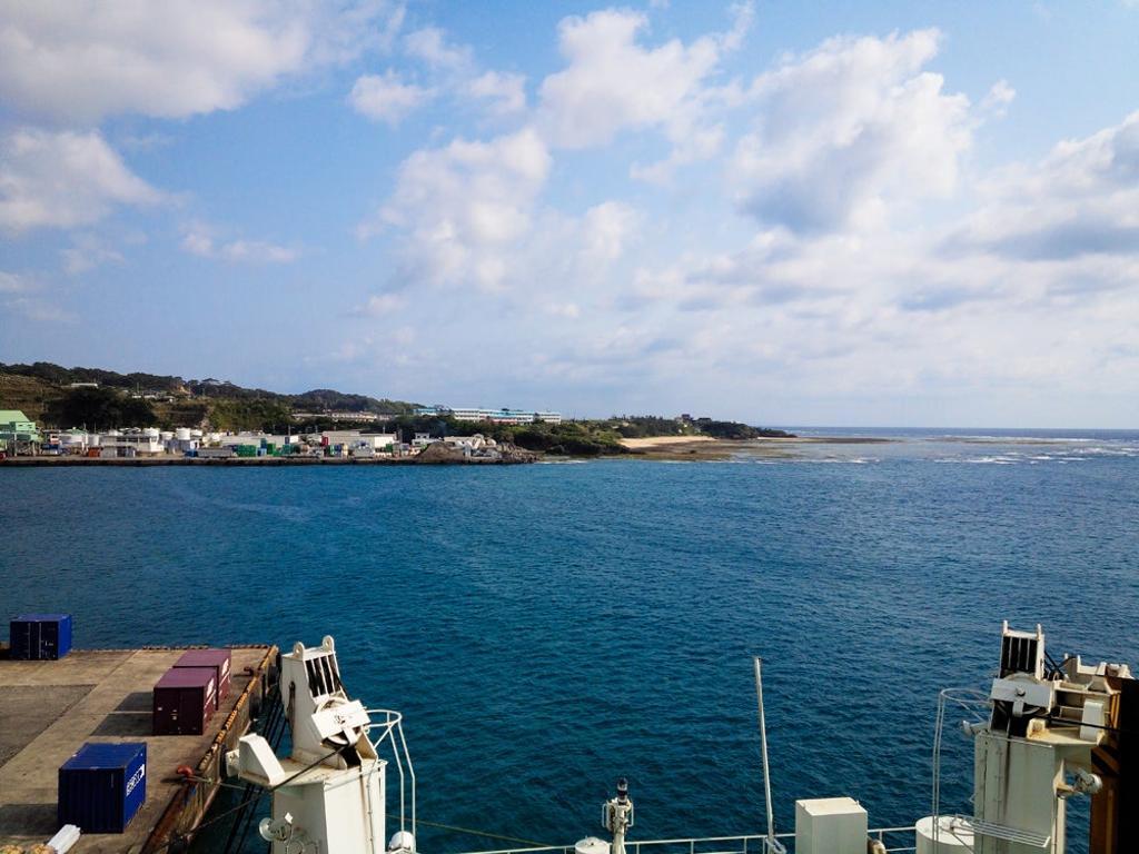 Puerto de Kametoku en isla de Tokunoshima.