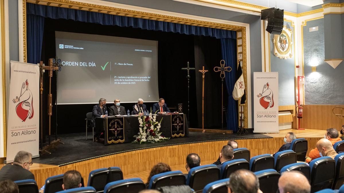 Asamblea de la Hermandad Jesús en su Tercera Caída.