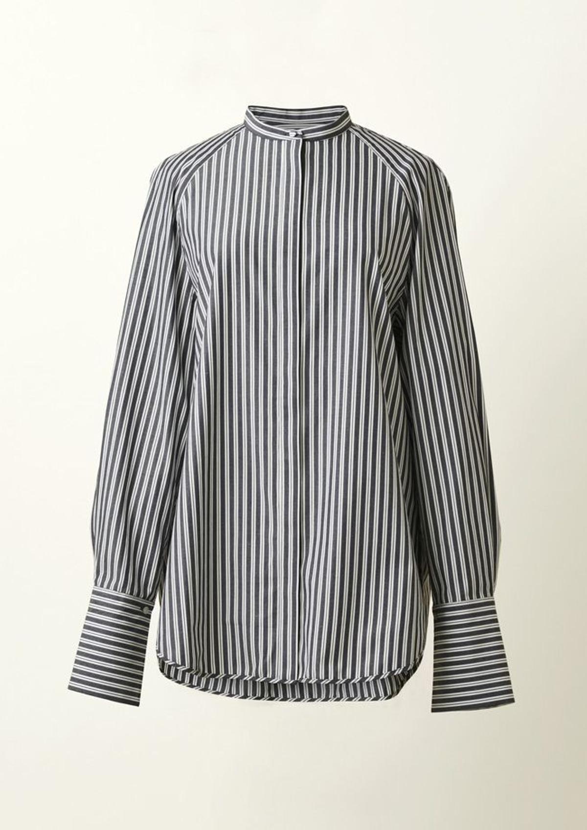 H&amp;M Concious Exclusive: camisa de algodón orgánico