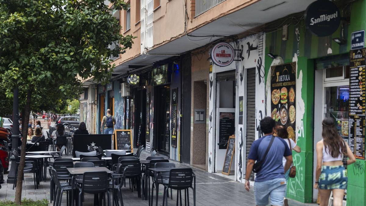 Varios locales en la zona del Cedro.