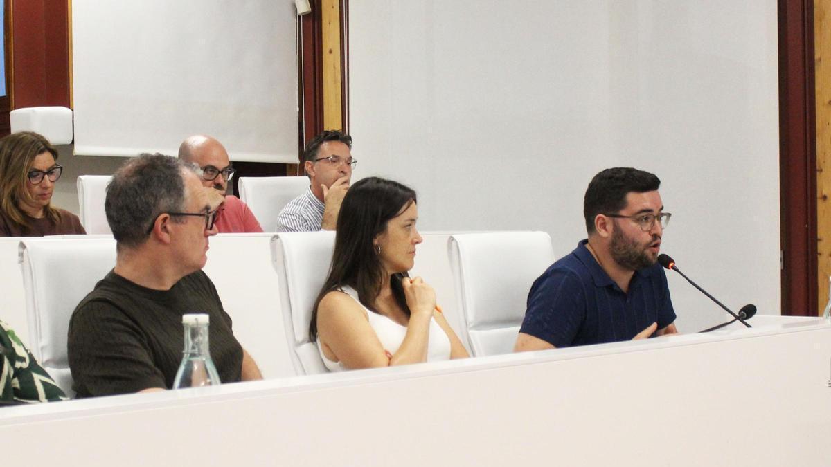 Compromís exige a Ens Uneix "menos triunfalismo y más gestión para mejorar la recogida de residuos"