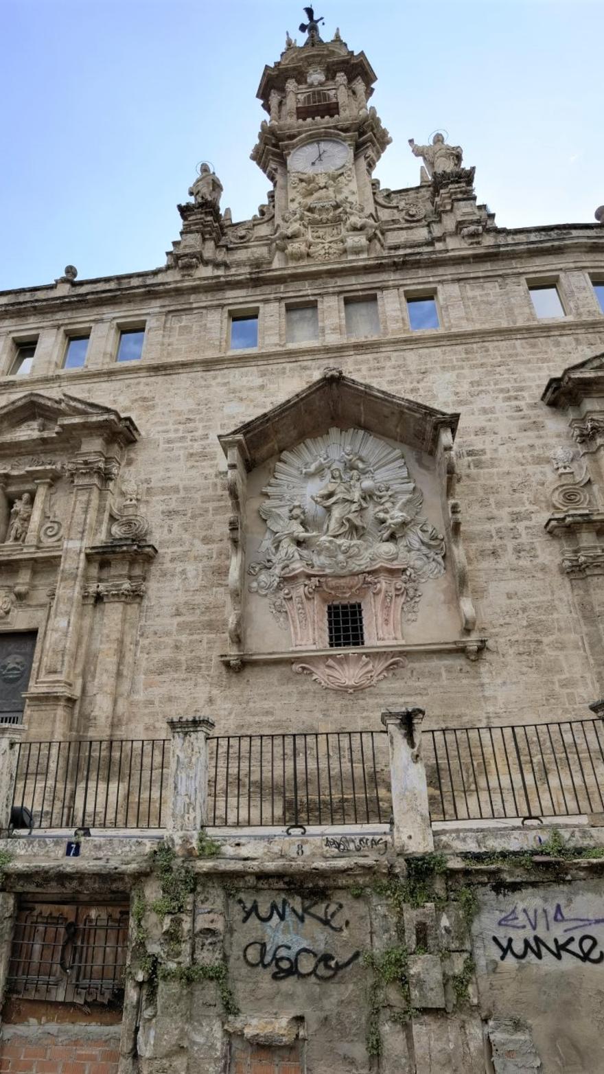 La iglesia de los Santos Juanes.