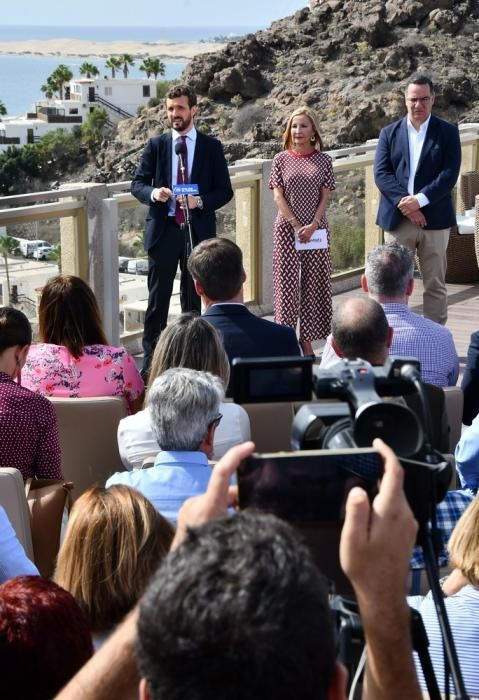 Encuentro de Pablo Casado (PP) con hoteleros en el sur de Gran Canaria