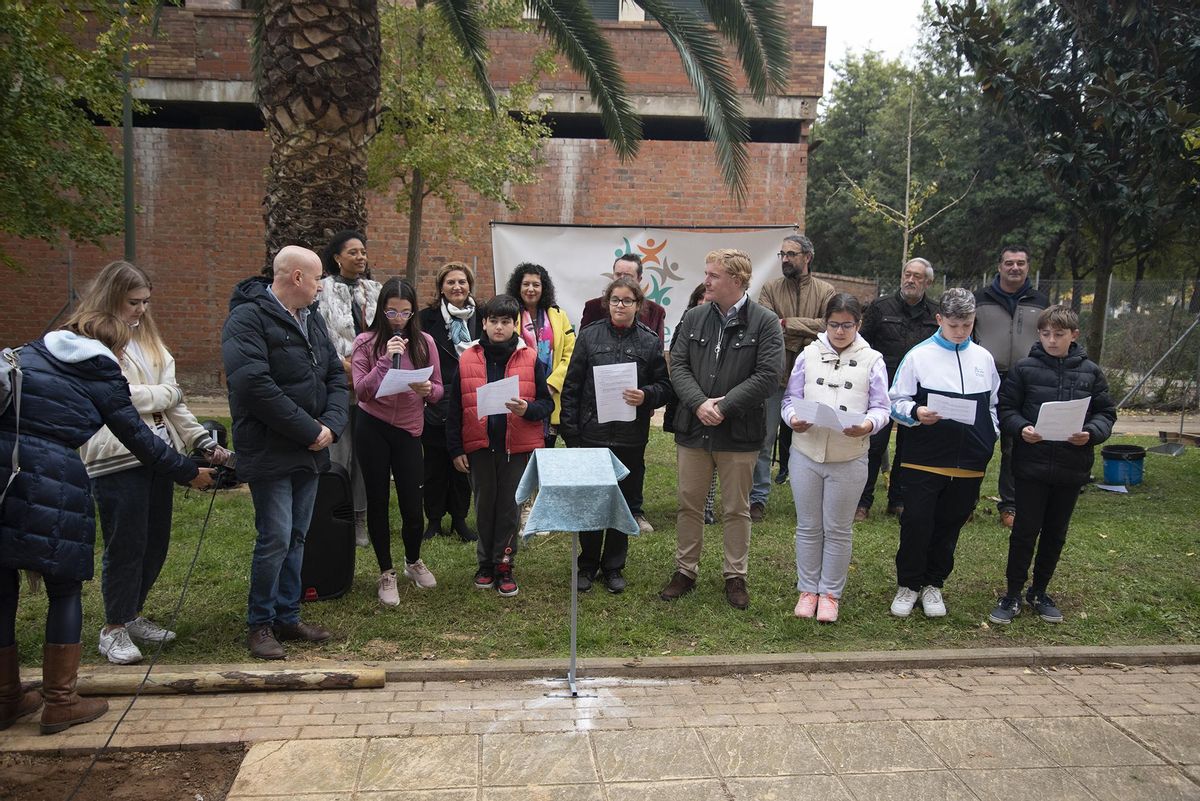 Lectura del manifiesto en defensa del medio ambiente.