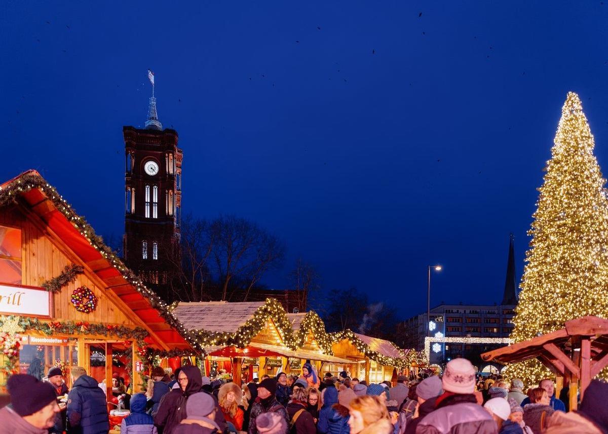 Mercado de navidad del Ayuntamiento Rojo, en Berlín