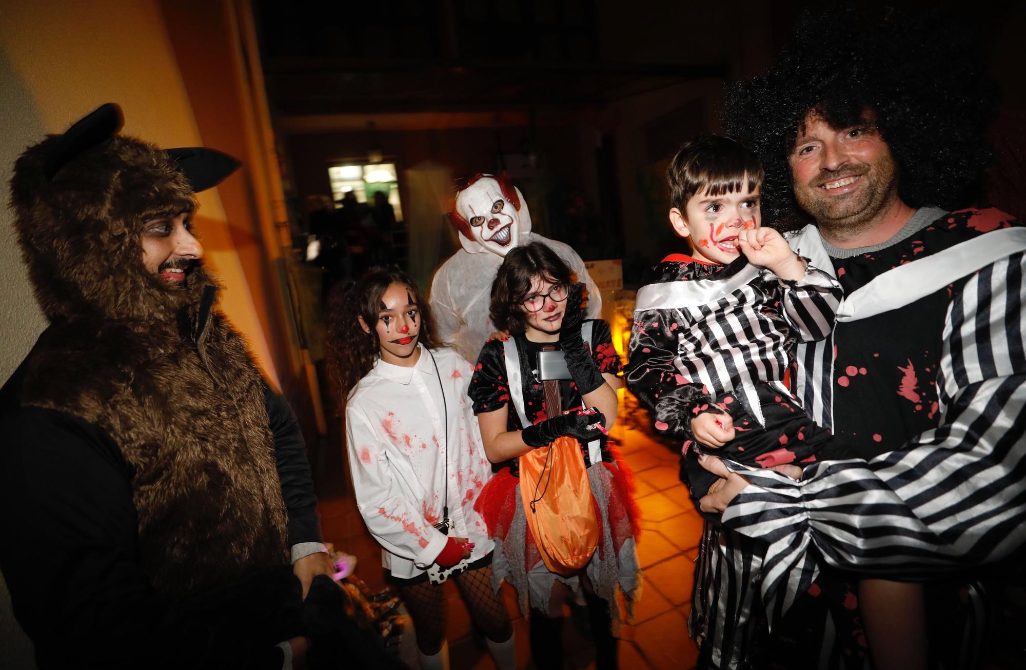 EN IMÁGENES: La Fresneda, a la calle para celebrar Halloween