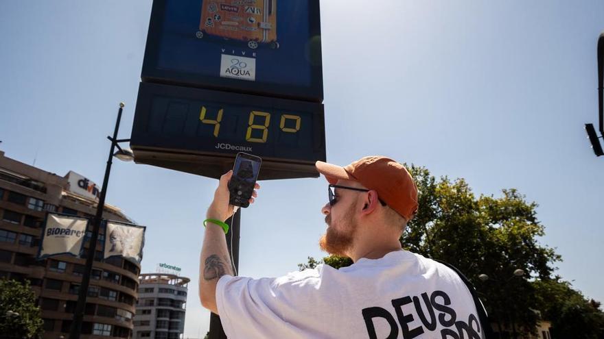 València se prepara para achicharrarse a 45 grados