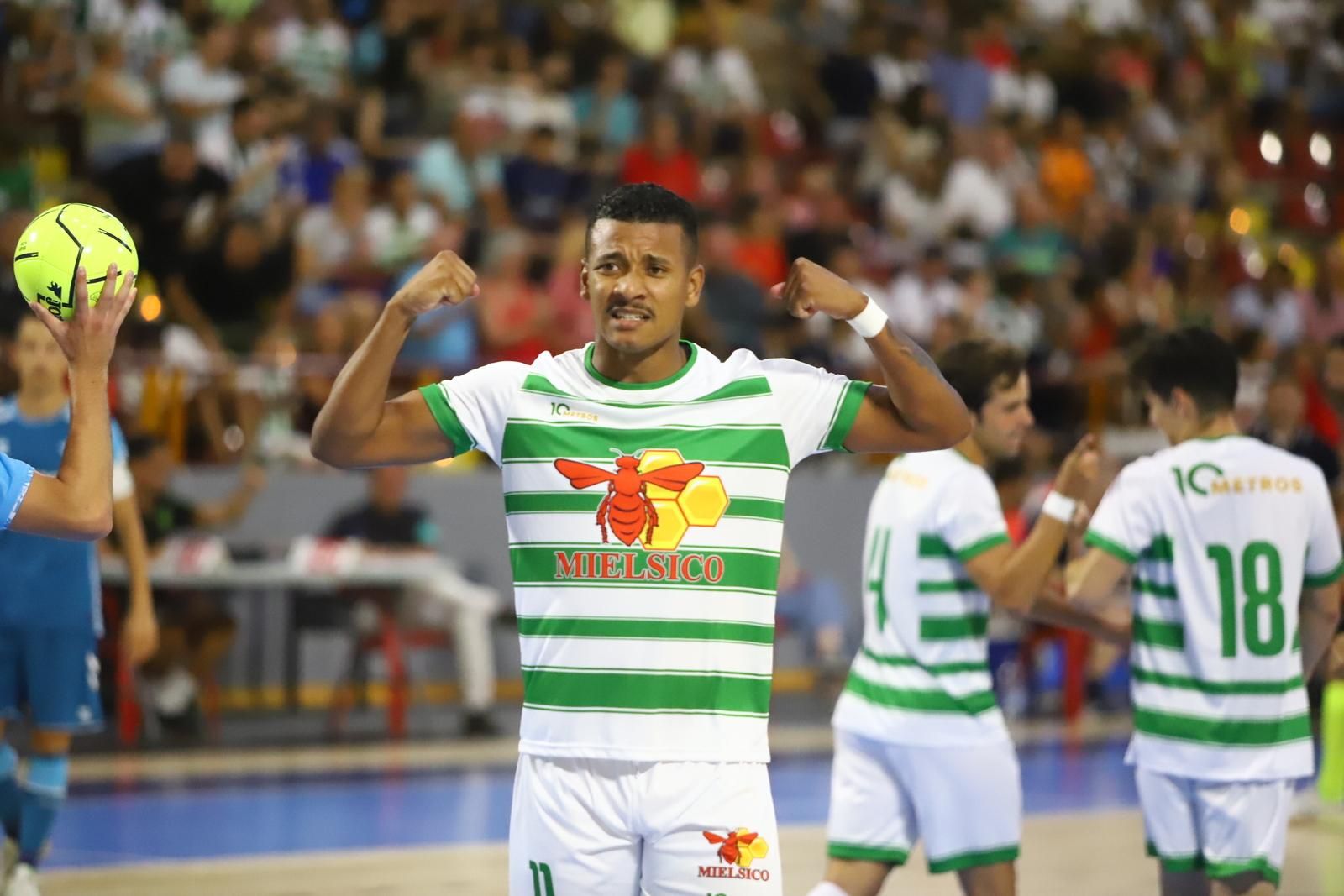 Córdoba Futsal-Real Betis Futsal | Las imágenes del partido en el Palacio Vista Alegre