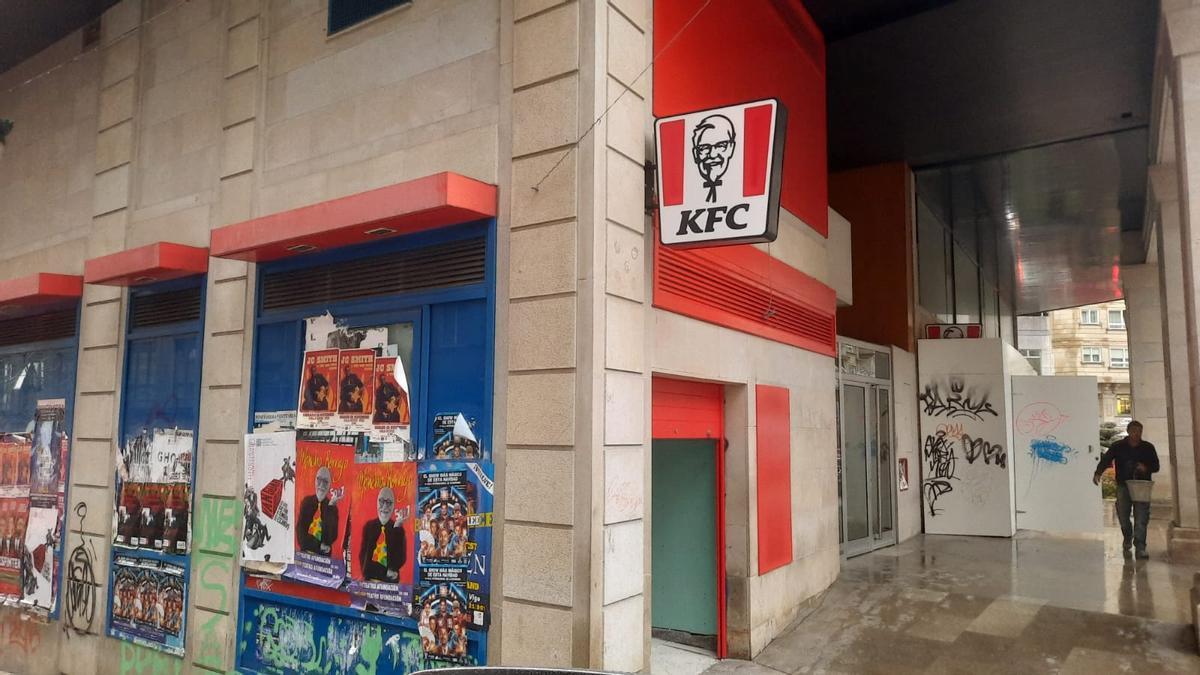 KFC abre su segundo local en Vigo.