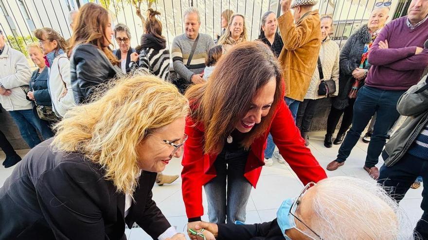 Entregan las llaves de una promoción de 15 viviendas protegidas en alquiler en Fuengirola