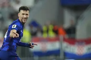 Ivan Perisic espera al Barça