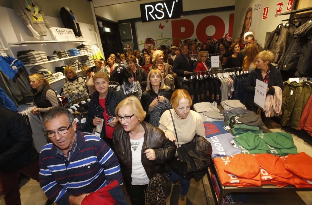 Ana Obregón inaugura la tienda de moda RSV