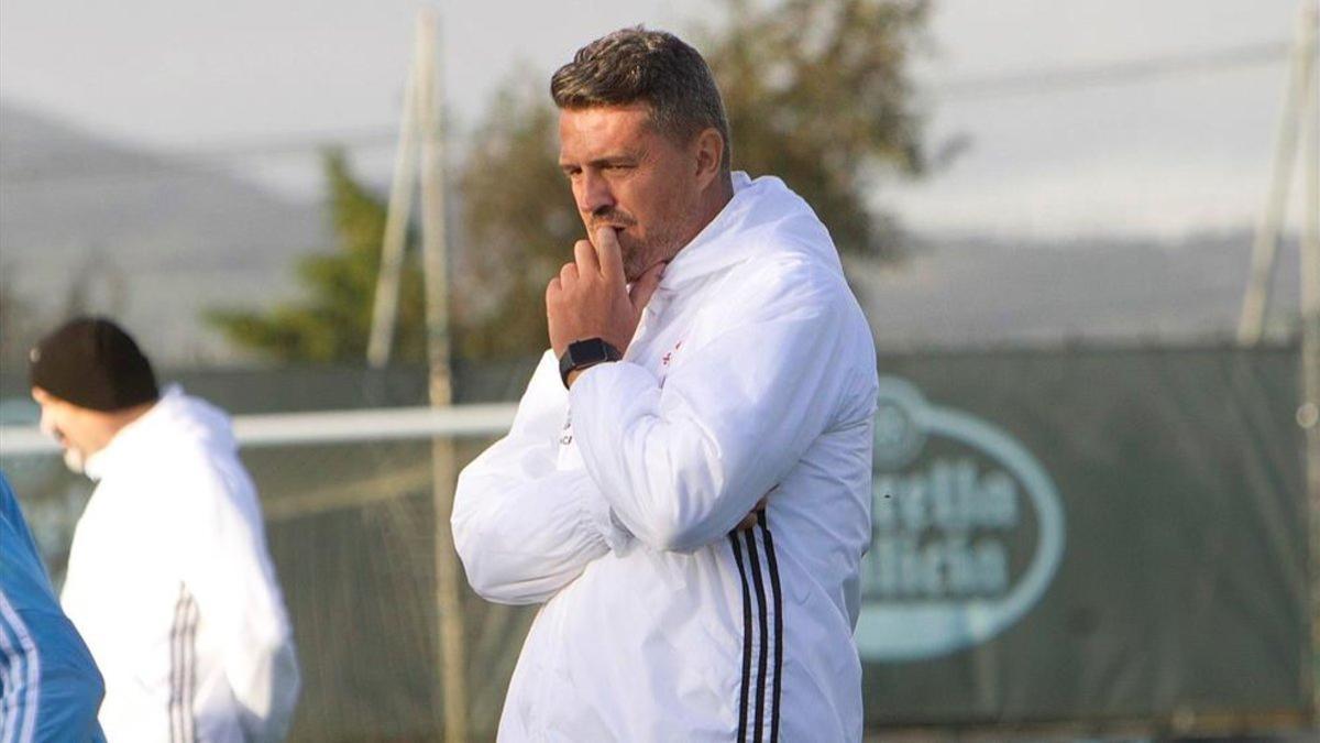 Òscar Garcia, en su primer entrenamiento con el Celta