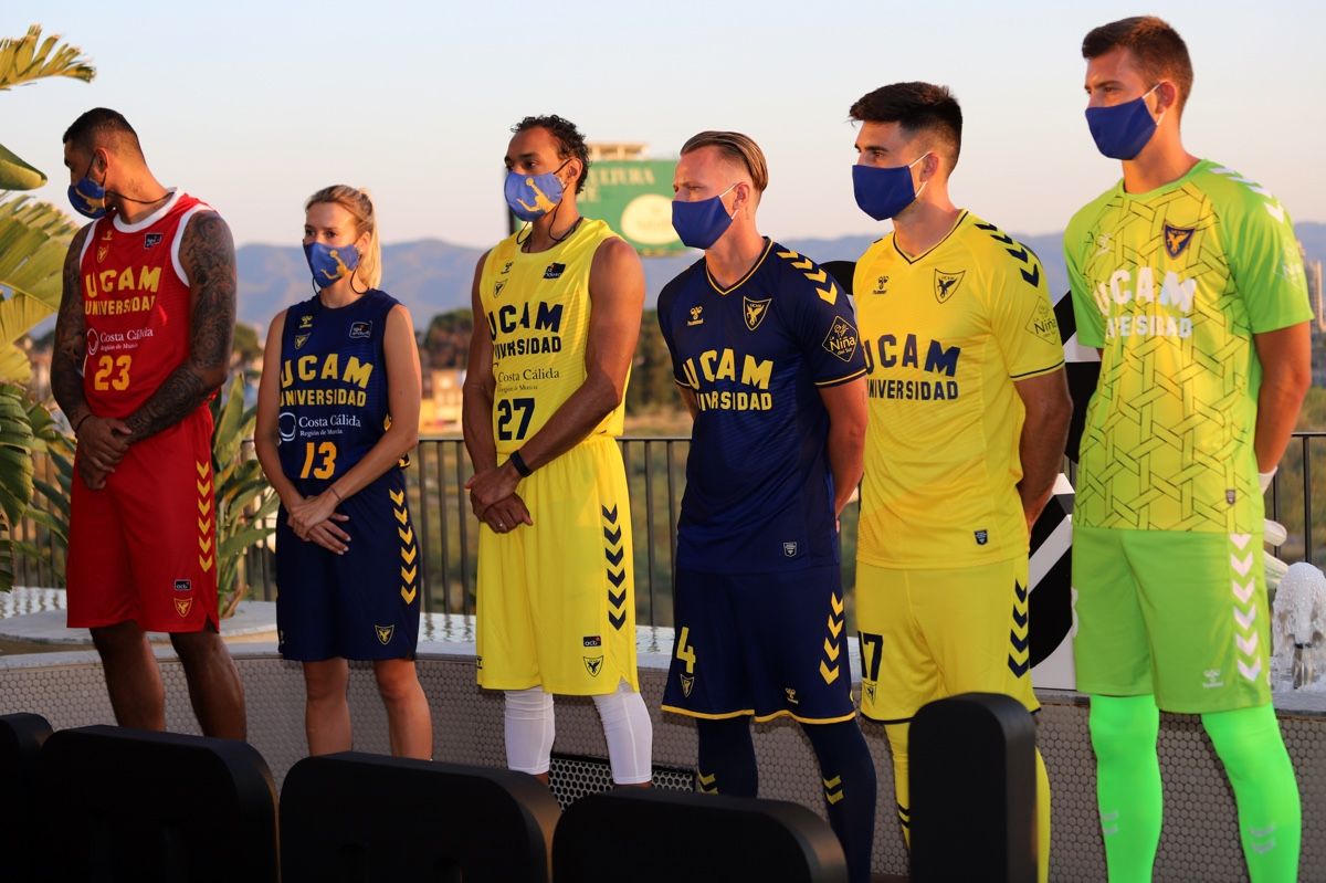 Los equipos de la UCAM presentan sus nuevas equipaciones