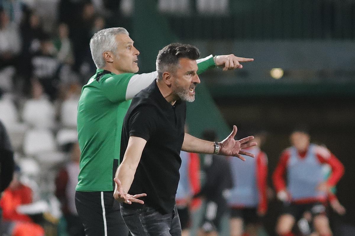 Iván Ania, durante un lance del Córdoba CF-Burgos en El Arcángel.