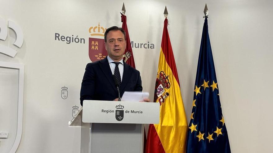 Murcia denunciará ante el Constitucional el acuerdo de acogida de menores extranjeros