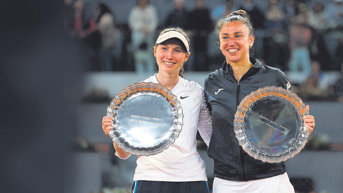 Sara Sorribes y Cristina Bucsa, campeonas en Madrid