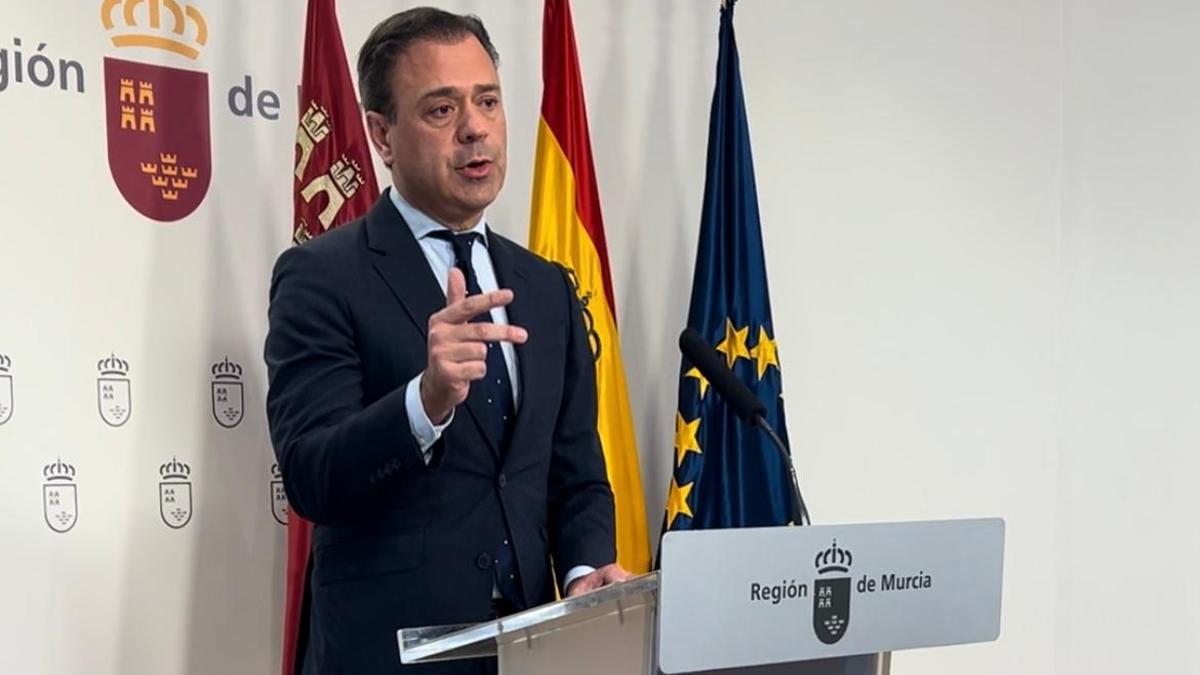Marcos Ortuño, este jueves tras el Consejo de Gobierno.