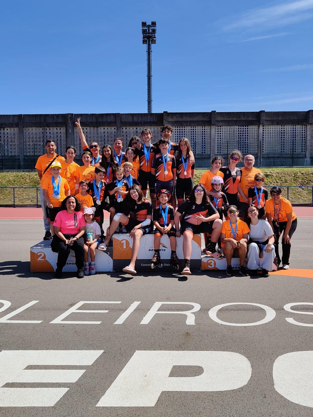 Patinadores del FSV, en Oleiros.