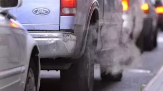 Los oncólogos de Alicante atribuyen el aumento del cáncer de pulmón al vapeo y la contaminación