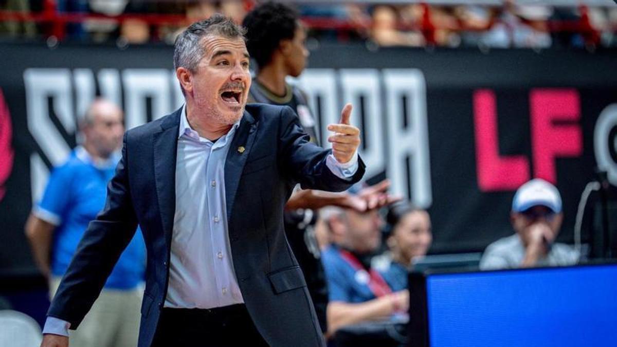 Javi Torralba y María Araújo analizan la victoria del Valencia Basket ante el Casademont Zaragoza