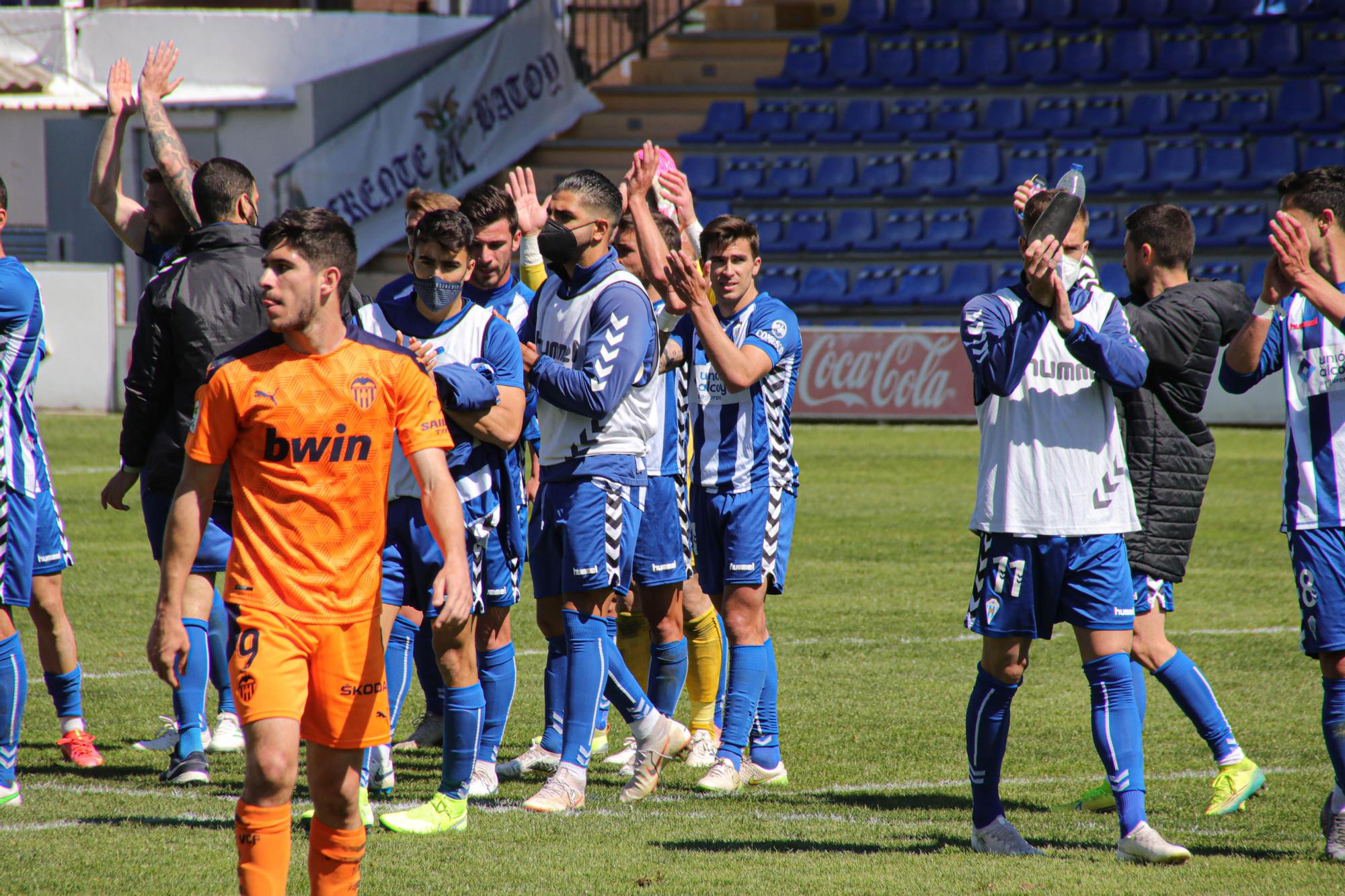 Las imágenes del Alcoyano - Mestalla