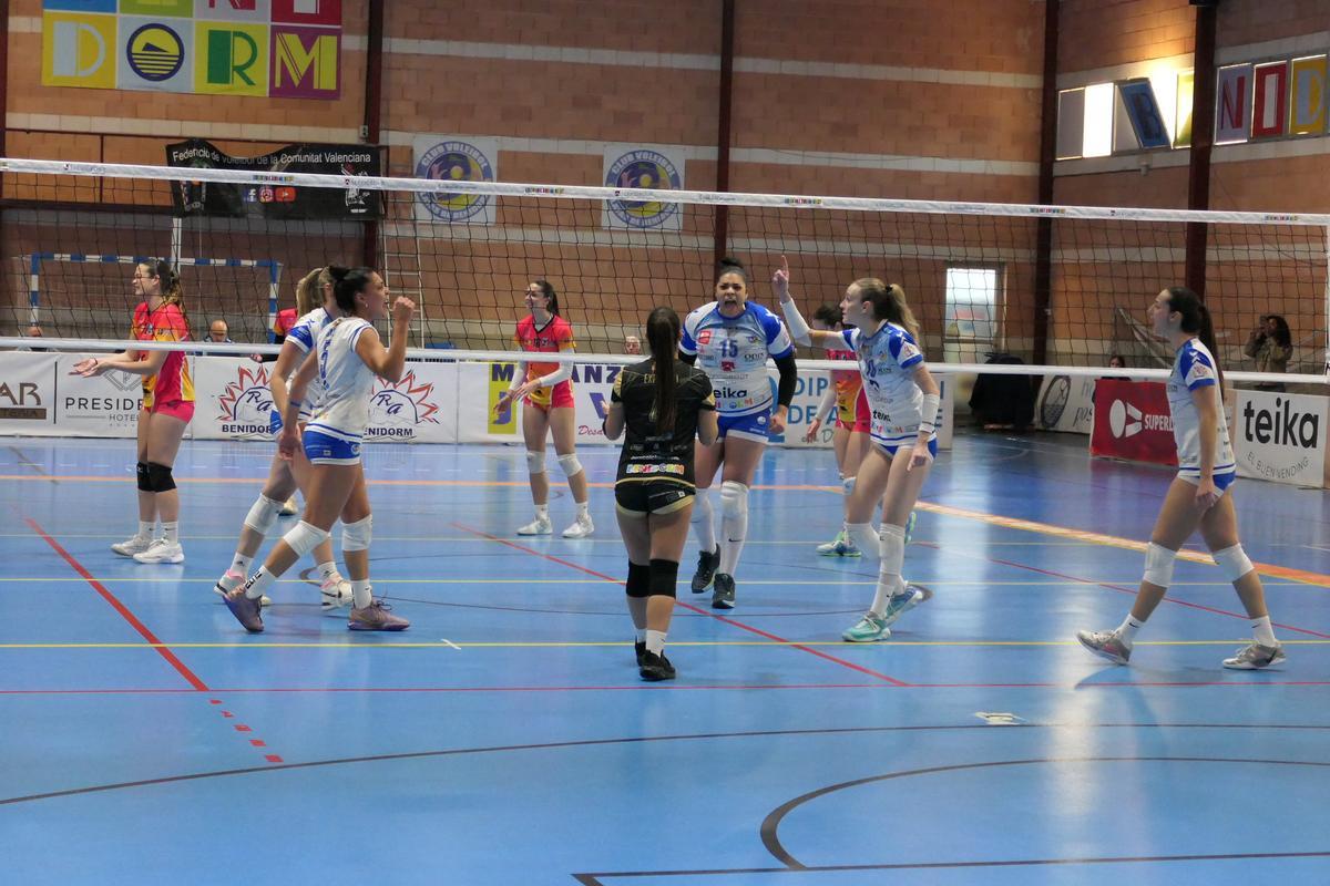 El Servigroup Playas de Benidorm busca recortar distancias ante el CV Paterna Liceo en un interesante duelo valenciano