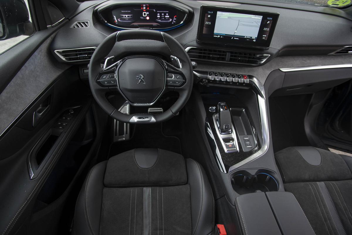 Interior del Peugeot