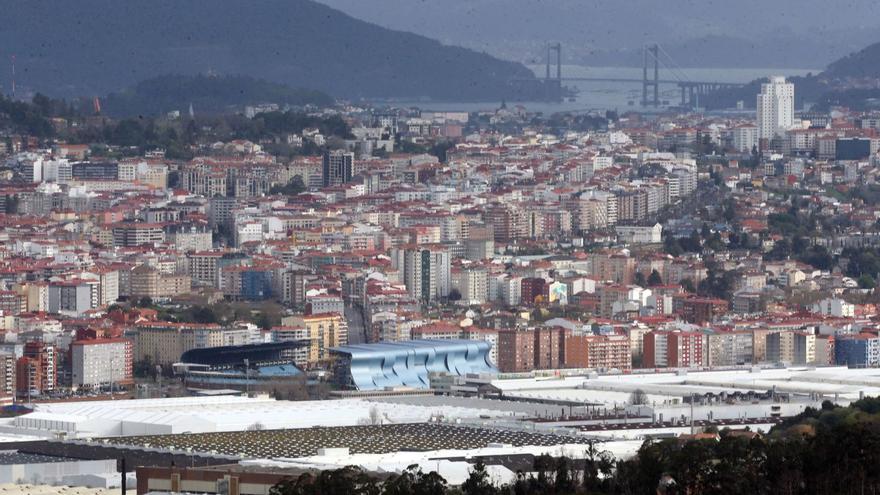 Vista general de la planta de Balaídos, con el estadio al fondo