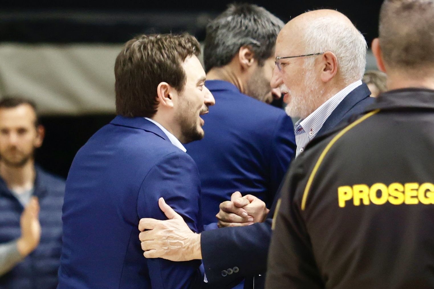 Las mejores fotos del resurgir del Valencia Basket frente al Baskonia