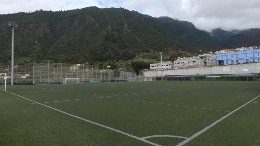 Suspendido un partido de alevines en Tenerife por la «violencia verbal» hacia el árbitro