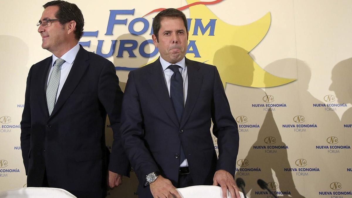 Los presidentes de la CEOE y Cepyme, Antonio Garamendi (izquierda) y Gerardo Cuerva.