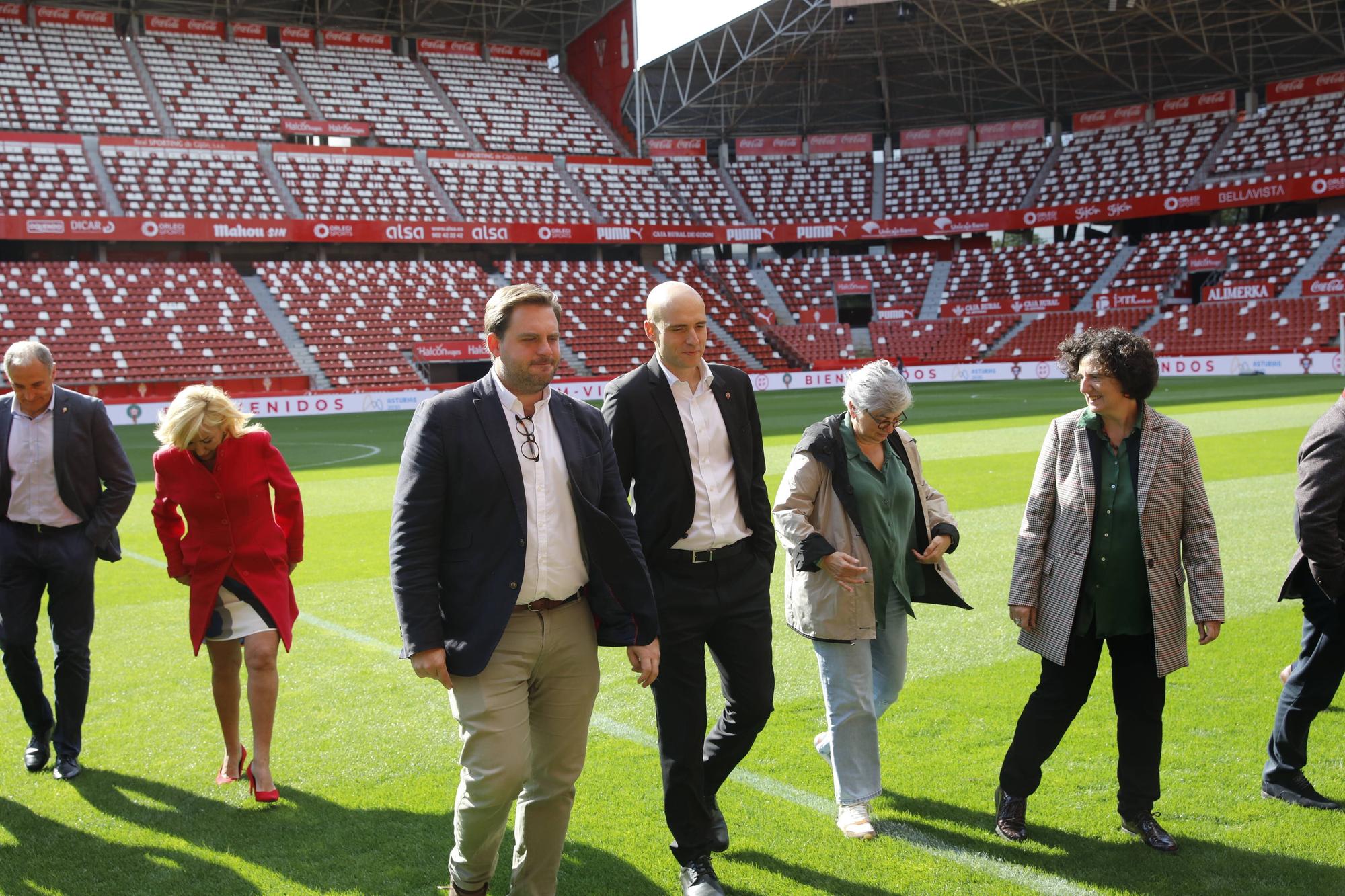 En imágenes: Así fue la visita de los técnicos de la Federación Española y portuguesa de Fútbol a El Molinón