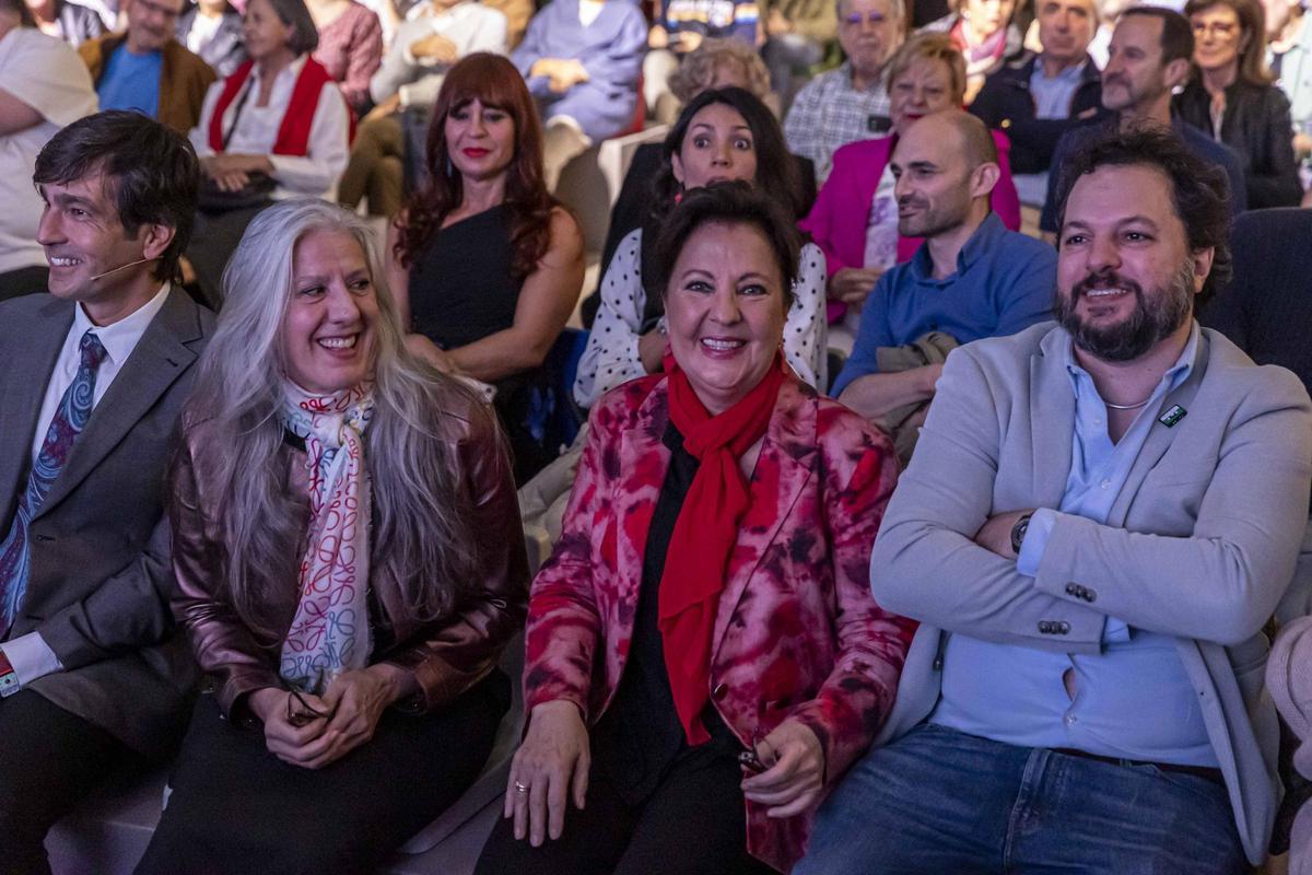 EN IMÁGENES: Las premios "Princesa" María Pagés y Carmen Linares protagonizan la presentación del documental sobre flamenco en La Vega EN IMÁGENES: Las premios "Princesa" María Pagés y Carmen Linares protagonizan la presentación del documental sobre flamenco en La Vega