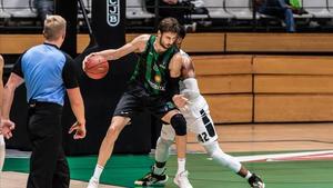 lmendiola55204678 ante tomic of joventud badalona during the eurocup match bet201007221332