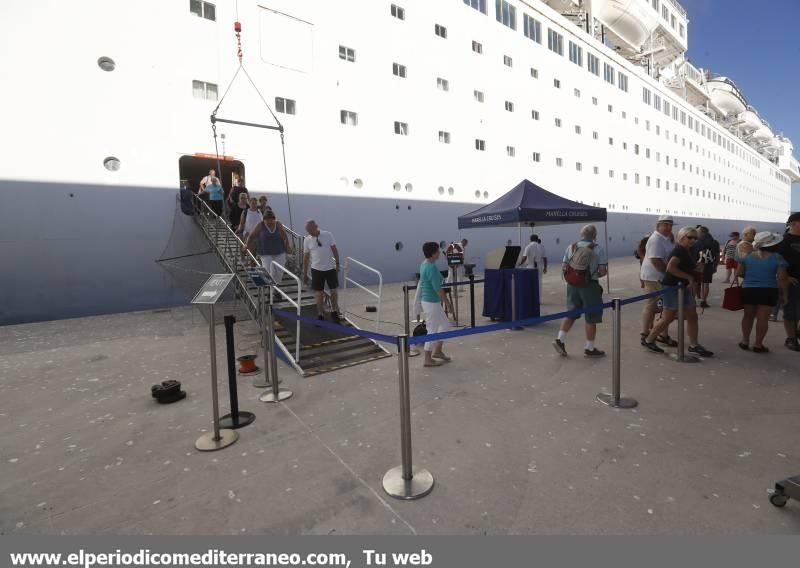 Crucero en el puerto de Castelló