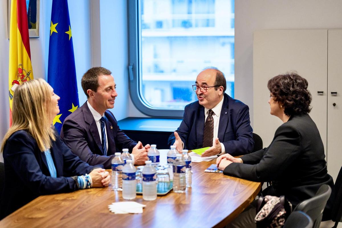 Reunión del presidente Llorenç Galmés en la UNESCO.